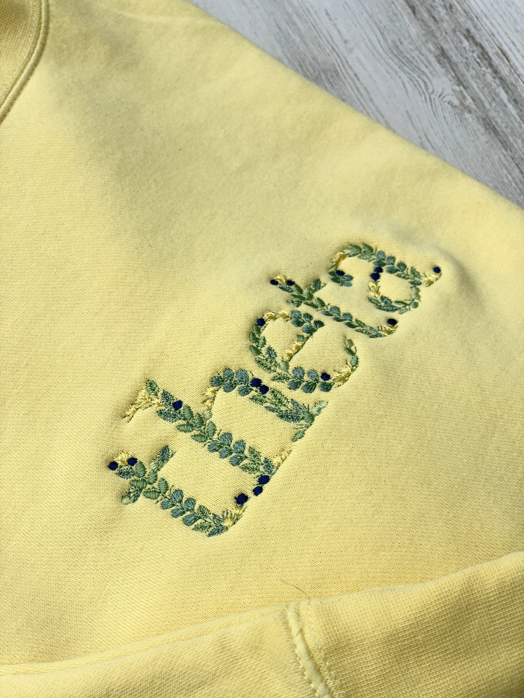 The Maggie Botanical Embroidered Flowers Sweatshirt