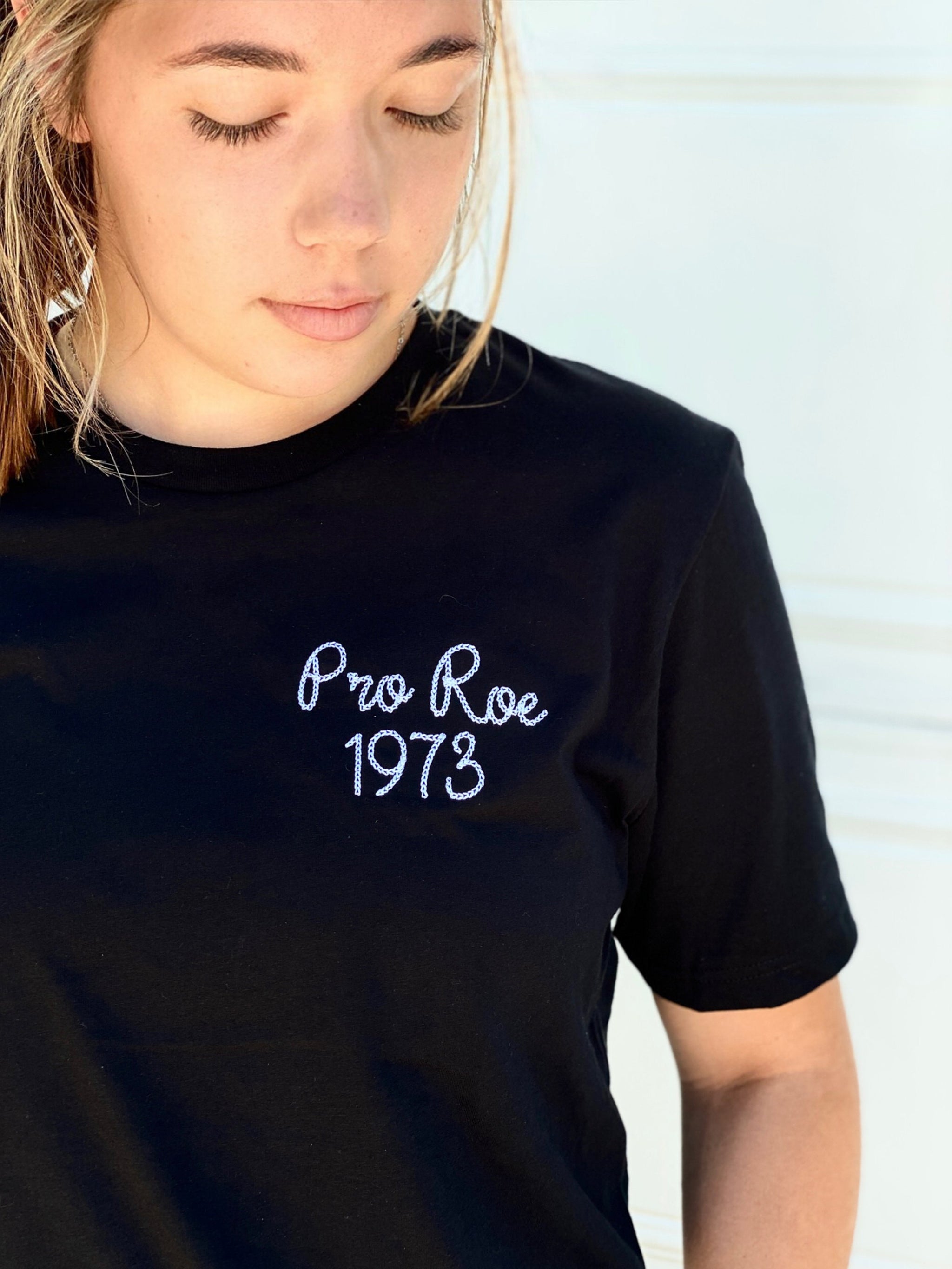 トップス 10th Anniversary Logo Embroidery Tee 36 Embroidered T-shirt Bicolor For Women | Maje