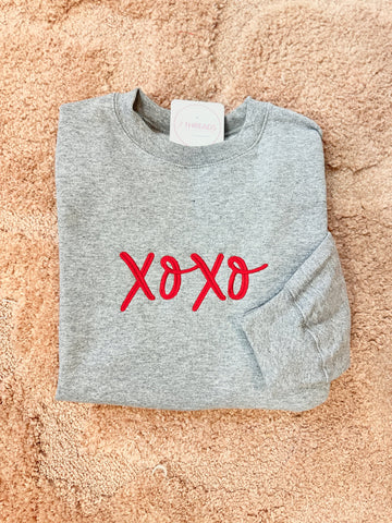 XOXO Sweatshirt, Embroidered Valentines Sweatshirt, Custom Embroidery, Cute Valentine Sweatshirt, Sweatshirt for Teacher, Comfy Crewneck