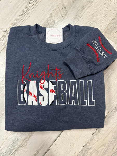 Baseball Mama Sweatshirt, Trendy Baseball Team Crewneck, Perfect for Spring Sports, Comfy Oversized Team Applique, With Name Sleeve Detail